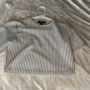 Super Cute Crop‼️